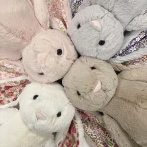 JellyCatt 25ème Anniversaire <span class=keywords><strong>Lapin</strong></span> de Pâques Patchwork Floral Fraise 31cm Rembourrage Coton PP Lavé Technics Peluche Animale Jouet Réconfortant - Product Image 3