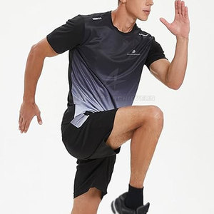 Conjunto de camiseta y pantalones cortos deportivos de entrenamiento informal de verano para hombre de alta calidad Venta al por mayor de fábrica - Product Image 3