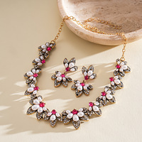 Collier de mariage vintage de luxe exquis et mignon, motif fleur de perle et goutte d'eau, serti de diamants, style Court Wind, pour mariée