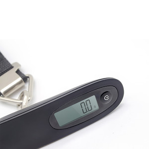 ट्रांसस्टेक डिजिटल हैंगिंग सामान पैमाने 50 किलोग्राम पोर्टेबल यात्रा उच्च गुणवत्ता वाले हल्के एयरलाइन बैगेज वजन एलसीडी डिस्प्ले प्लास्टिक - Product Image 2