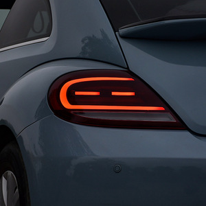 TYPY Ensemble de feux arrière de voiture modifié Feux arrière à LED Feux de freinage Clignotant pour VW Beetle 2013-2020 - Product Image 3