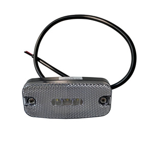 Luz Lateral LED Kumi KM 28 de Plástico para Camiones y Furgonetas, Mejora de Equipamiento, Origen Danyang - Product Image 2