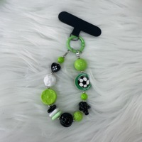 Lanière de téléphone portable en plastique perlé, motif football, noir et vert, avec breloque porte-clés et accessoires porte-bonheur, sangle anti-perte pour téléphone portable, chaîne de poignet