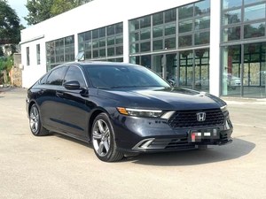 <span class=keywords><strong>Honda</strong></span> Breeze 2025 EPHEV 2.0L E-CVT Premium Edition Berline d'occasion, Crossover Hybride Rechargeable, Inspectée et Prête à l'Exportation - Product Image 3