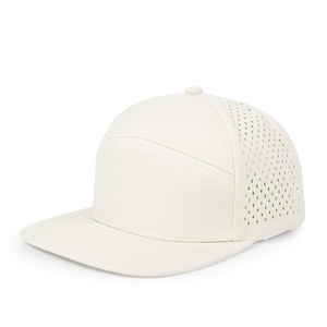 Logo personalizzato di alta qualità all'ingrosso flessibile montato 6 pannelli a tesa piatta fori sportivi Laser cappellino Snapback