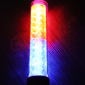 26cm防水LEDトラフィックバトンABSおよびPC素材道路安全マーシャリングワンド警告灯付き充電不要 - Product Image 2