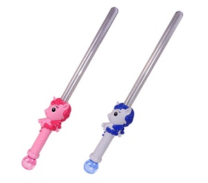 Épée à bulles LED <span class=keywords><strong>licorne</strong></span> mignonne, jouet lumineux d'extérieur avec musique optionnelle, en plastique, 3 piles AA incluses, pour les 5 ans <span class=keywords><strong>et</strong></span> plus - Product Image 1