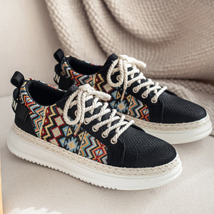 Zapatos de lona para hombre, modelo nuevo de verano 2026, transpirables, de tela fina de lino, estilo deportivo, con suela gruesa que aumenta la altura. - Product Image 3