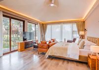 Tente préfabriquée de luxe en acier avec revêtement PVDF pour 1 à 2 personnes, avec chambre, cuisine et salle de bain - Abri extérieur à faible entretien