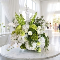 Boule de fleurs en hydrangea en soie verte et blanche, toucher réel, 40 cm, avec guirlande de 70 cm, pour décoration de table de mariage, fleur de mariage