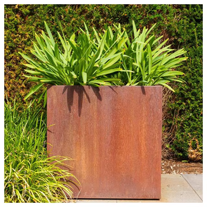 Macetas y Jardineras Cuadradas de Acero Corten Ecológicas y Modernas - Decoración Duradera para el Hogar y el Jardín - Product Image 1