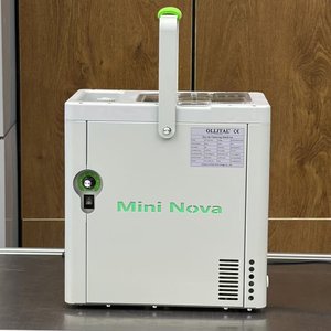 Nettoyeur portable à glace sèche, machine de nettoyage multi-usages au CO2 pour moteur - Product Image 6