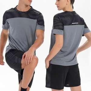 YIYI 2025 nuova moda t-shirt da <span class=keywords><strong>uomo</strong></span> tuta sportiva asciugatura rapida alta elastica tuta <span class=keywords><strong>Fitness</strong></span> da <span class=keywords><strong>uomo</strong></span> ampia e comoda tuta Casual da <span class=keywords><strong>uomo</strong></span> - Product Image 2