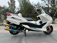 Cruiser à essence avec freins à disque avant et arrière, compteur de vitesse électronique LCD et haut-parleur MP3 intégré d'origine