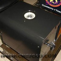 Distributeur Jagermeister de qualité professionnelle équipement d'alcool automatique machine de robinet de refroidisseur de bouteille moderne pour bars commerciaux