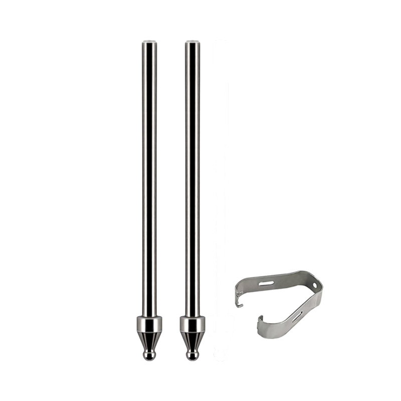 Punta cónica plateada con pequeño punto redondo