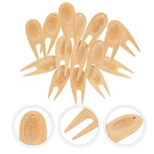 Outil de réparation de divot de golf en bambou en bois de couleur naturelle en gros pour le golf vert sur le parcours - Product Image 5