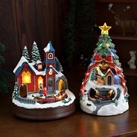 Maison de Noël en résine colorée avec train rotatif, lumières illuminées, boîte à musique, décorations de Noël pour bureau