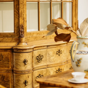 Armoires rococo Nobles et élégantes Château médiéval Europe Armoire de cuisine Meubles anciens Vintage - Product Image 5