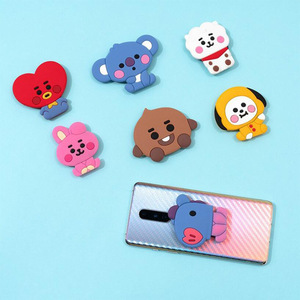 Soporte Plegable para Celular con Diseño de Personaje de K-pop, Souvenir, Figura de Dibujos Animados, Soporte de Goma Suave para Teléfono Móvil - Product Image 2