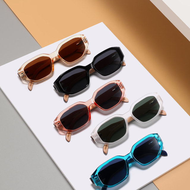 New Unisex Sunglasses Wooden Temple Fashionable Design Custom Logo Geometric Sun Glasses Colorful PC Small Women Frame Glasses