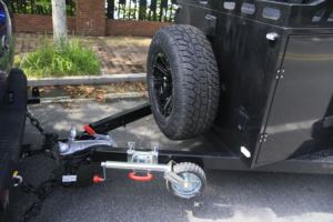 Elegante Nueva Teardrop Camper Ligero Plegable Mini Caravan para Adventure Offroad Travel Diseño moderno 4x4 - Product Image 3