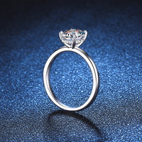 S925 argent sterling femmes bague haute qualité pigeon oeuf moissanite 2 carats bagues de fiançailles moissanite bague en diamant