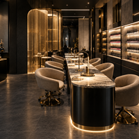 Moderner Stilvoller Maßgefertigter Salon-Nagelpräsentationsständer mit LED-Beleuchtung Umweltfreundliches Individuelles Holz-Schönheits-Thekendisplay