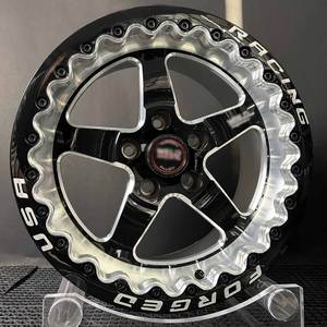 Rodas Personalizadas de 2 Peças Pretas Forjadas com Beadlock 5x120 5x114.3 17x10 15x10 para Corrida de Arrasto 15 Polegadas para Mustang <span class=keywords><strong>Corvette</strong></span> C5 C6 - Product Image 2