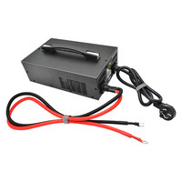 Chargeur de batterie électrique pour chariot élévateur 24V-72V 3300W durable en aluminium avec adaptateurs 100A-35A pour batteries lithium-ion – Vente en gros
