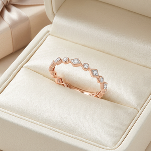 ผู้ผลิตเครื่องประดับชั้นดีจากฮ่องกง ขายส่งแหวนทำมือ แหวนทองคำขาว 18K ประดับเพชรแท้ธรรมชาติ แหวนแบบซ้อนได้สำหรับผู้หญิง - Product Image 6