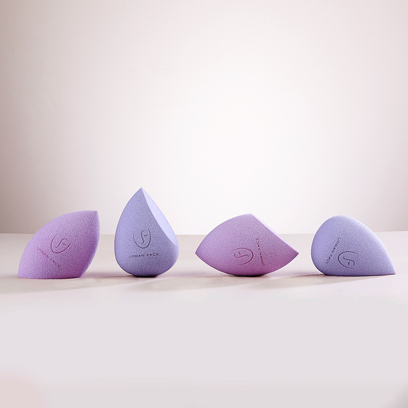 Soft Beauty Sponge with Heart Shaped