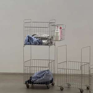 304 Roestvrijstalen 2 Tier Met Wielen Vuile Kleren Opbergmand Badkamer Vloer Houder Verwijderbare Wc Trolley Plank - Product Image 4