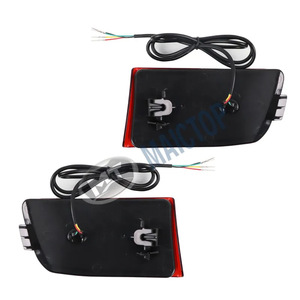 Este nuevo producto es adecuado para las luces antiniebla traseras y las luces del parachoques trasero de los modelos Toyota Prado LC120 y FJ120 fabricados entre [año de fabricación]. - Product Image 1