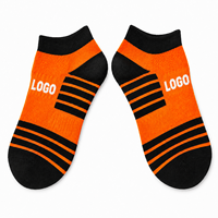 Chaussettes basses personnalisées en gros, chaussettes de sport à la cheville avec logo et design couleur personnalisés pour la promotion de marques sportives