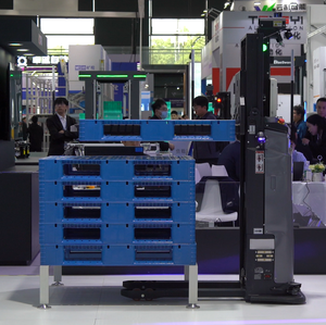 1F1530-D Agv-robot 1500kg Capacidad de carga pesada Robot láser AGV con batería de larga duración Carretilla elevadora Slam Max - Product Image 6