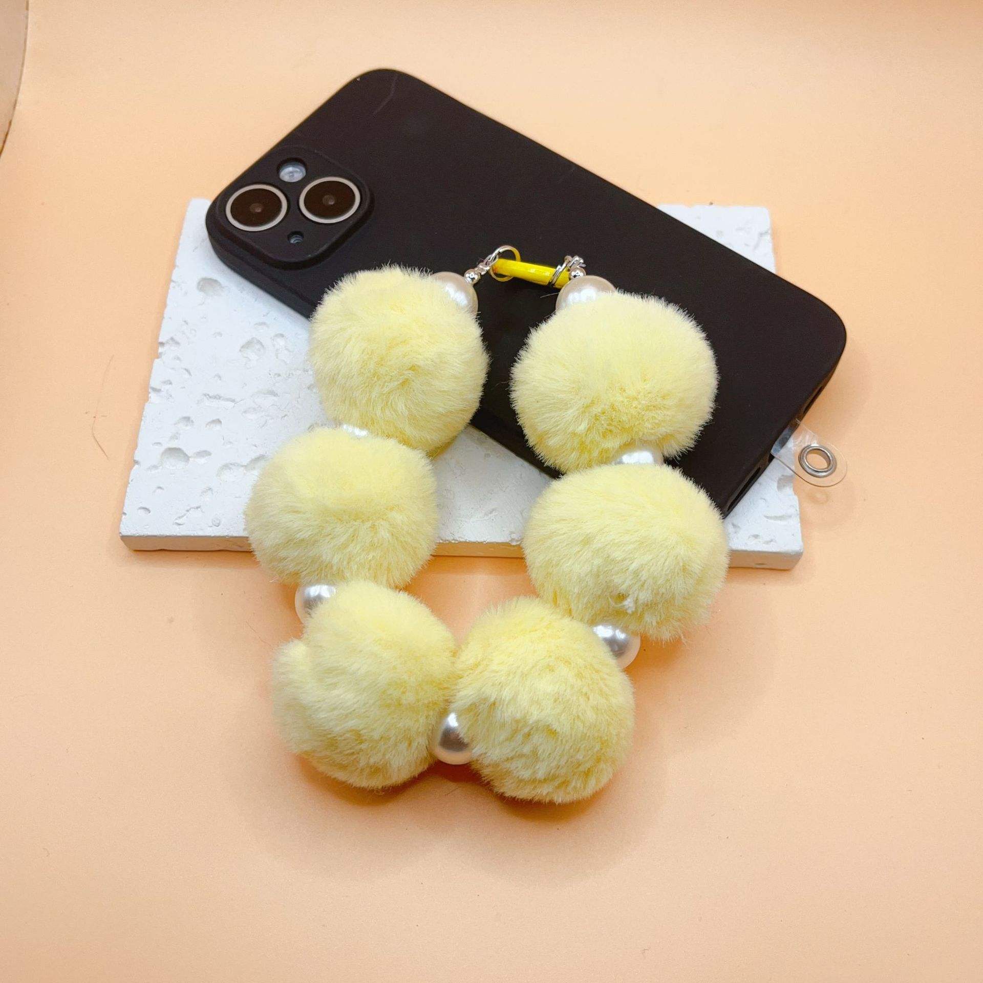 สีเหลือง