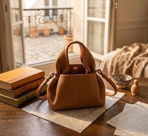 Bolso de Fiesta de Cuero para Mujer, con un Look Elegante y Ligero, Ideal para la Noche, Disponible a Precio de Exportación - Product Image 5