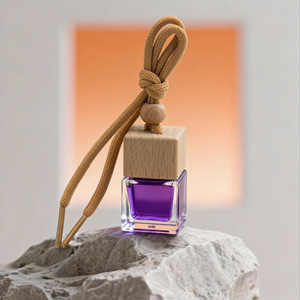 Tersedia Botol <span class=keywords><strong>Diffuser</strong></span> Mobil Kaca Mewah Kotak Kosong 8ml 10ml Botol <span class=keywords><strong>Diffuser</strong></span> Mobil dengan Klip - Product Image 3