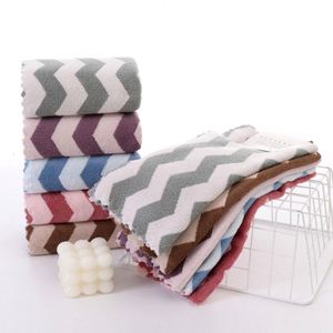 Grande serviette carrée en microfibre, absorbante et à séchage rapide, pour le lavage de voitures, l'entretien ménager, les salons de beauté, les salons de coiffure, technique d'impression, usage domestique - Product Image 2