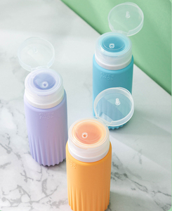 Paquete de 4 Botellas de Viaje Deportivas de Silicona de 3 oz, Libres de BPA, a Prueba de Fugas, Reutilizables, Aptas para Lavavajillas y <span class=keywords><strong>Microondas</strong></span>, de Gran Capacidad - Product Image 6