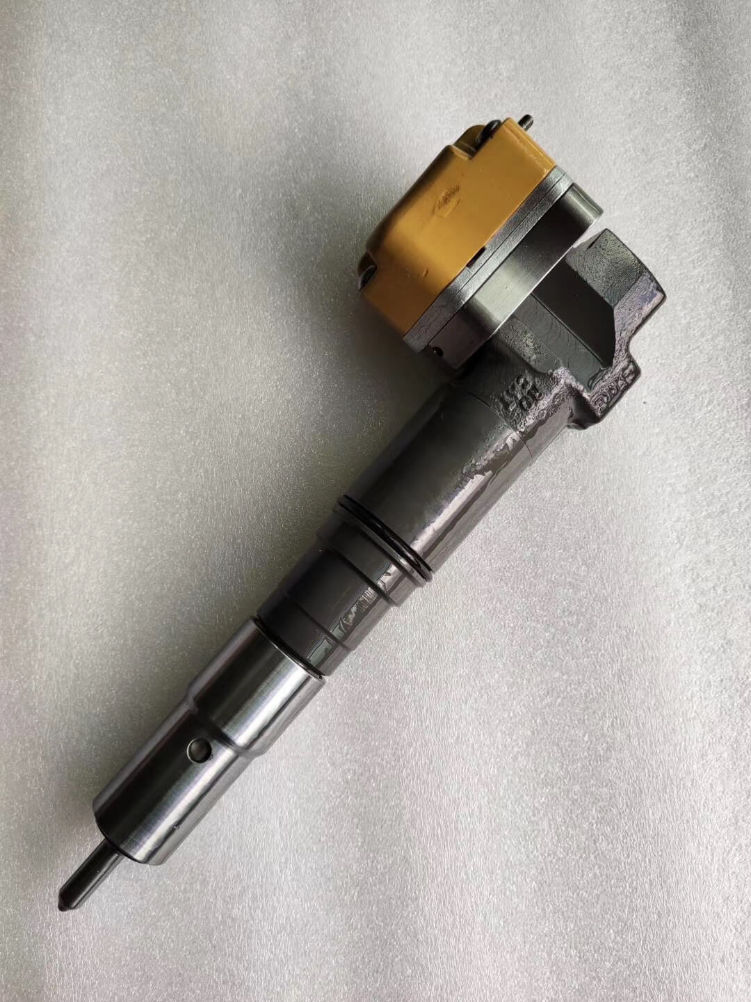 diesel injector nozzle 174-7526 10R-1265  common rail injector 174-7526 10R-1265 Injector for Caterpillar 3412E  3408E ENGINE
