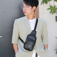 Sac de poitrine en cuir véritable personnalisé couche supérieure en cuir de vachette sac de messager à bandoulière pour hommes sac de poitrine de sport à la mode 2025