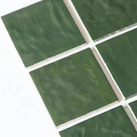 Carreaux Zellige Artisanaux 10mm d'épaisseur Antidérapants Résistants à l'usure Rustiques 132x132mm Décoration Murale Salle de Bain Cuisine Vert Glacé Brillant