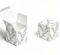 Boîte d'emballage carrée personnalisée en carton, avec logo et couleur sur mesure, acceptant la personnalisation en gros pour bonbons de mariage