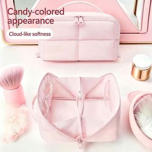 Grande Trousse de Toilette de Voyage Portable Imperméable en Nylon Rembourré avec Fermeture Éclair, Trousse de Maquillage et de Soins de la Peau Tendance et Souple - Product Image 2