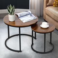 Table basse ronde moderne en bois d'appoint avec cadre en métal robuste pour le salon, le balcon et le bureau.