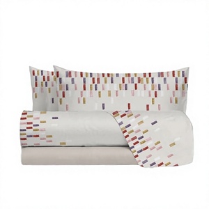 Bộ ga trải giường đôi Hermet 100% <span class=keywords><strong>cotton</strong></span> in họa tiết, gồm 2 ga trải giường trên + 1 ga trải giường dưới + 2 vỏ gối, màu hồng Fedora trơn - Product Image 1