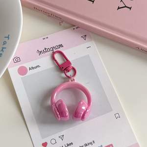 Chaîne de téléphone portable pour écouteurs de musique, porte-clés de sac à dos stylé, pendentifs couleur bonbon, ornements, accessoires de sac Cœur de Fille - Product Image 6