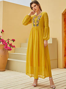 10% vestido étnico informal urbano de cuello redondo de estilo coreano de encaje de moda amarillo bordado de manga larga para <span class=keywords><strong>mujer</strong></span> de talla grande para <span class=keywords><strong>mujer</strong></span> - Product Image 4